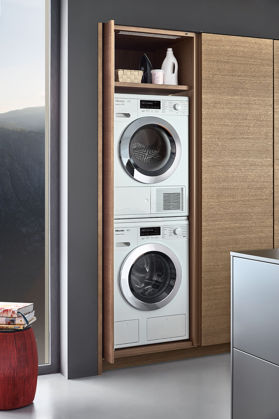 European Cabinets & Leicht Kitchen Accessories : Modern Design